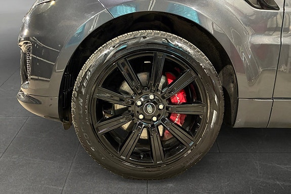 Land Rover Range Rover Sport 17 of 17