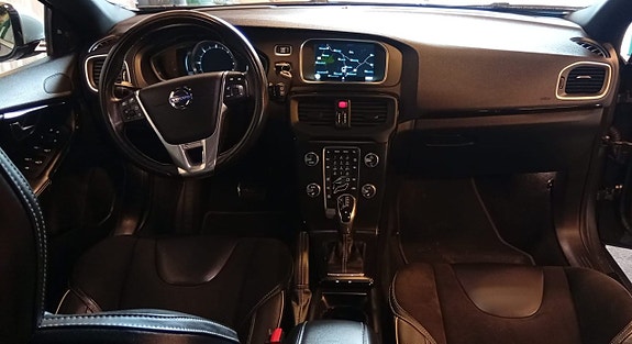 Volvo V40 5 of 5