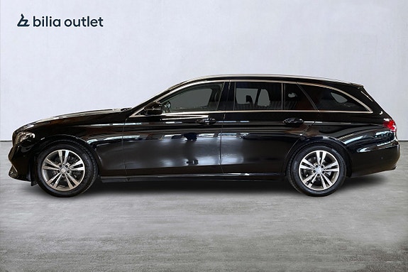 Mercedes-Benz E200 7 of 28