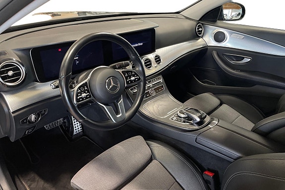 Mercedes-Benz E200 12 of 28