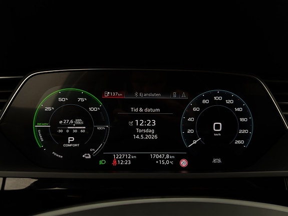 Audi e-tron 15 of 30