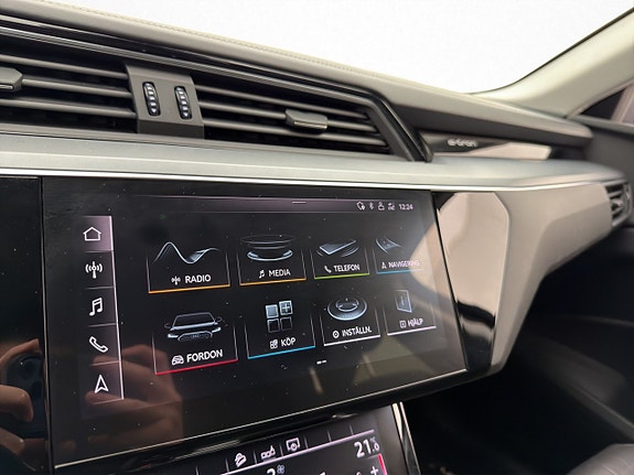 Audi e-tron 21 of 30
