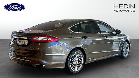 Ford Mondeo 2 of 5
