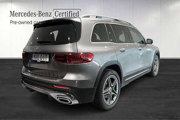 Mercedes-Benz GLB200 3 of 5