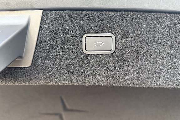 Polestar 4 17 of 19