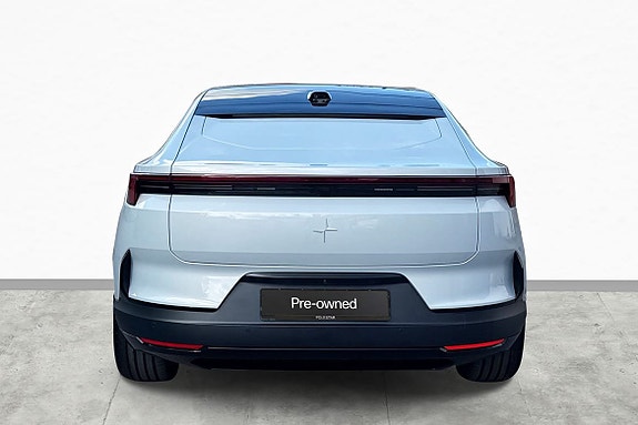 Polestar 4 4 of 18