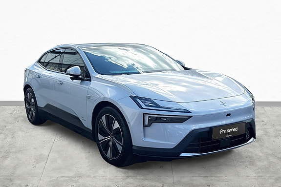 Polestar 4 9 of 18