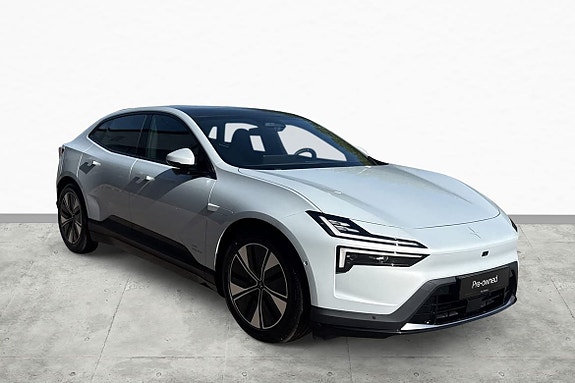 Polestar 4 9 of 20
