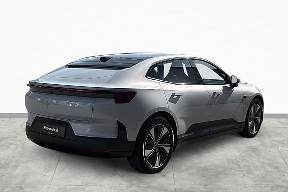 Polestar 4 8 of 20