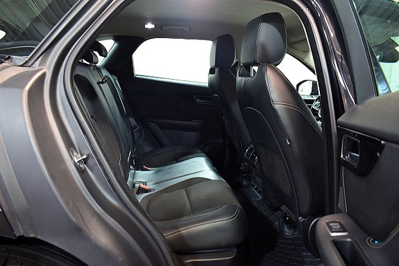 Jaguar F-PACE 25 of 29