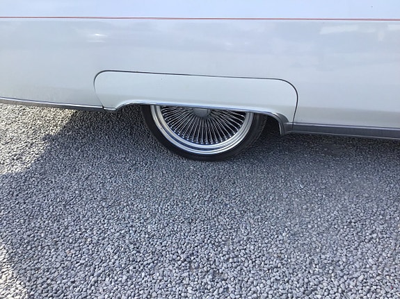 Cadillac Deville 13 of 30