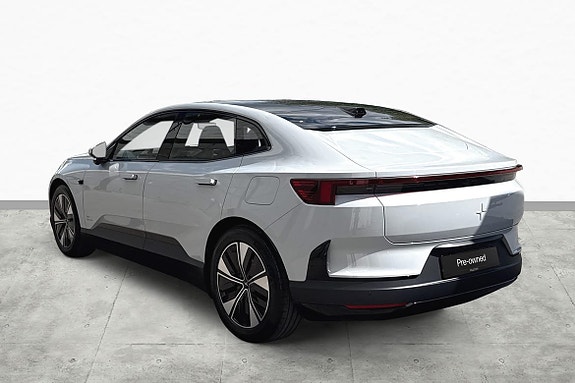 Polestar 4 7 of 20