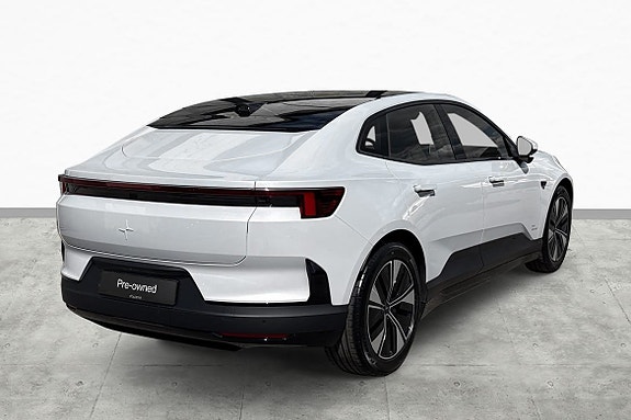 Polestar 4 8 of 20