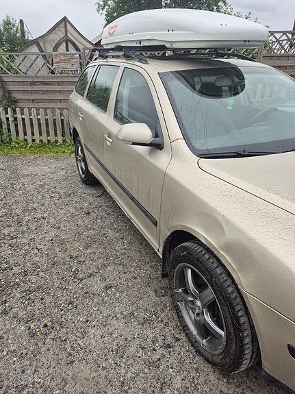 Skoda Octavia 4 of 8