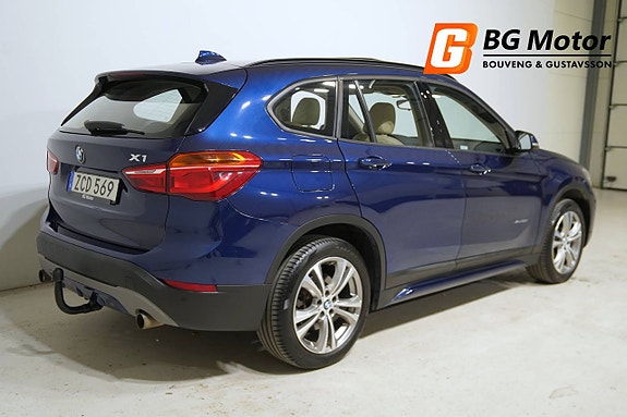 BMW X1 3 of 5