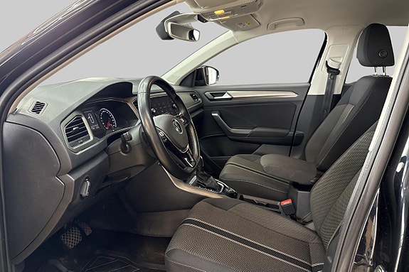 Volkswagen T-Roc 7 of 16