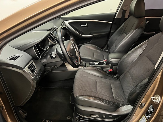 Hyundai i30 6 of 10