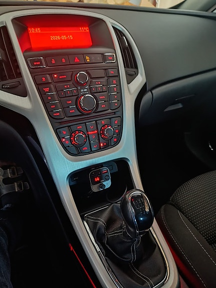 Opel Astra 13 of 13