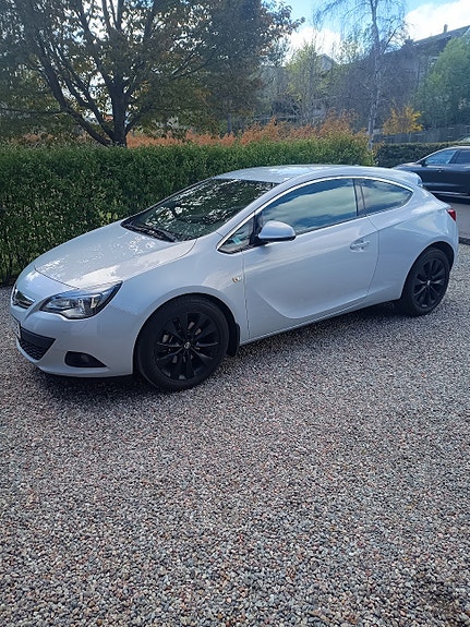 Opel Astra 2 of 5