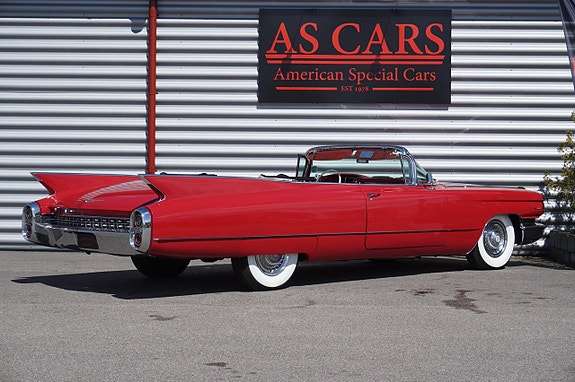 Cadillac Convertible 13 of 25