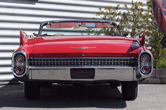 Cadillac Convertible 9 of 25
