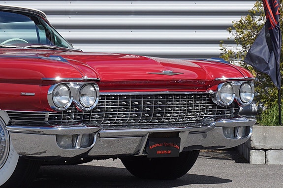 Cadillac Convertible 8 of 25
