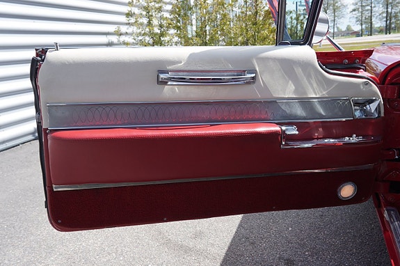 Cadillac Convertible 15 of 25