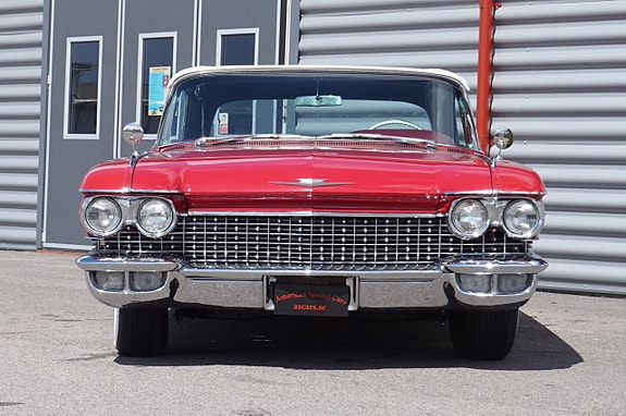 Cadillac Convertible 6 of 25
