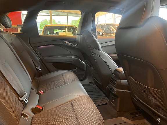 Audi Q4 e-tron 20 of 22