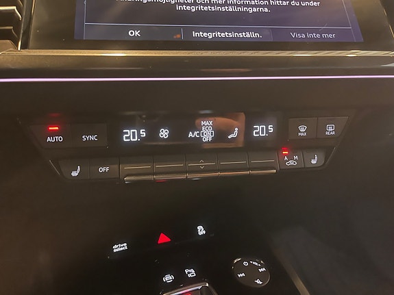 Audi Q4 e-tron 14 of 22