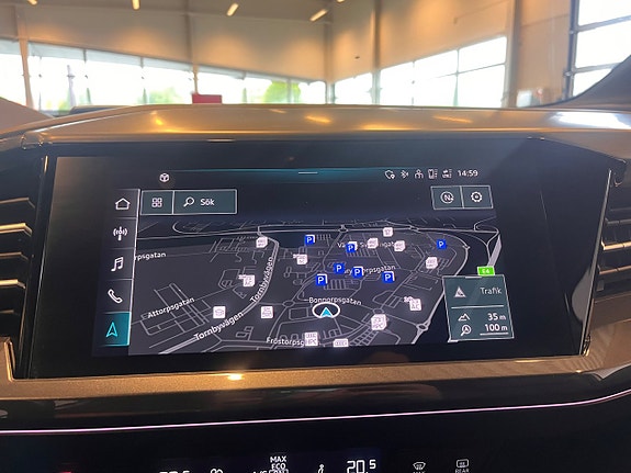 Audi Q4 e-tron 11 of 22