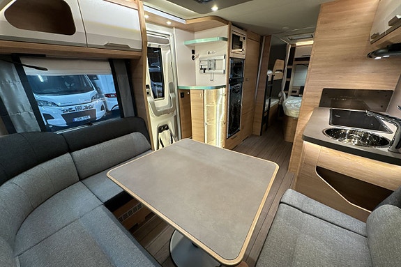 Knaus SÜDWIND BLACK SELECTION 580 UK 9 of 16