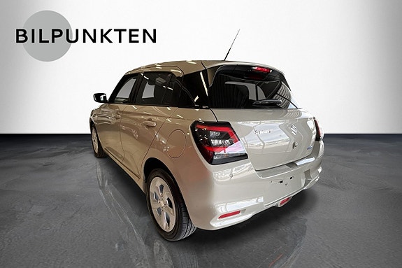 Suzuki Swift 3 of 7