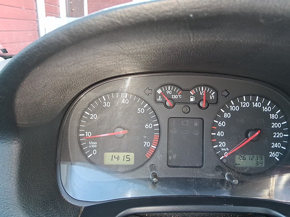 Volkswagen Golf IV 5 of 5