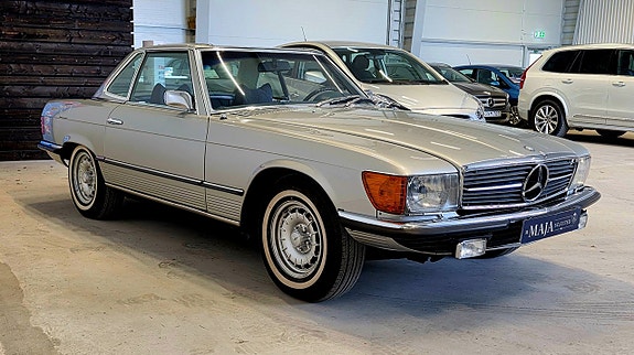 Mercedes-Benz SL350 4 of 5