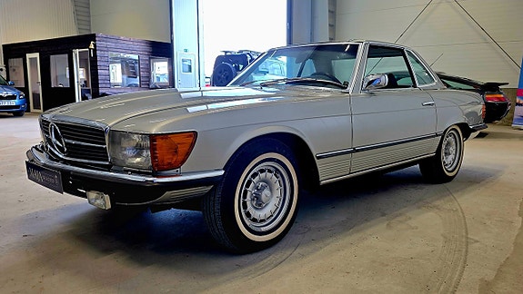Mercedes-Benz 350 SL 12 of 27