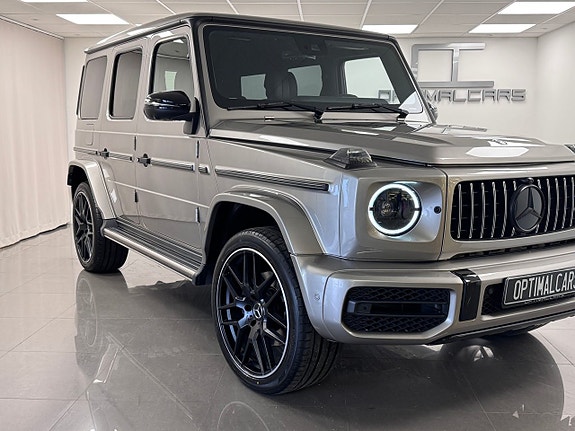 Mercedes-Benz G63 2 of 18