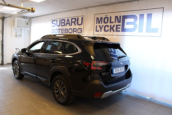 Subaru Outback 2 of 5