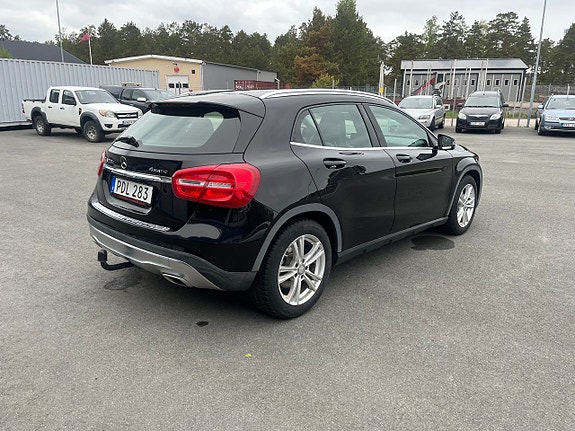 Mercedes-Benz GLA220 d 6 of 12