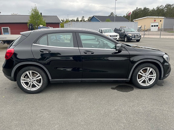 Mercedes-Benz GLA220 d 5 of 5