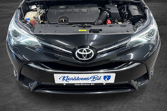 Toyota Avensis 13 of 13