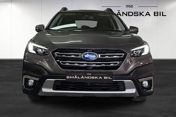 Subaru Outback 2 of 5