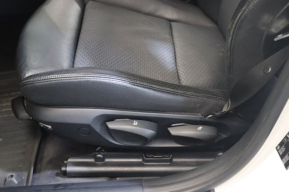 BMW 325i 18 of 20