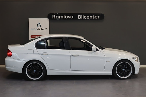 BMW 325i 7 of 20