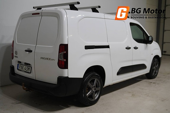 Toyota Proace City 3 of 5