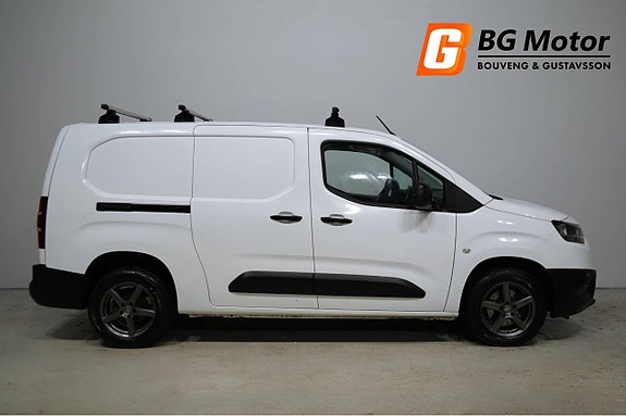 Toyota Proace City 2 of 5