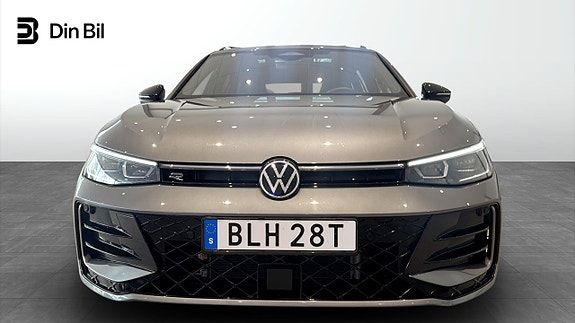 Volkswagen Passat 4 of 5