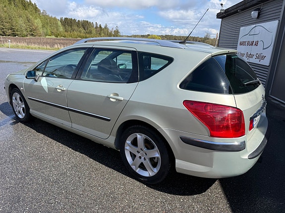 Peugeot 407 2 of 5