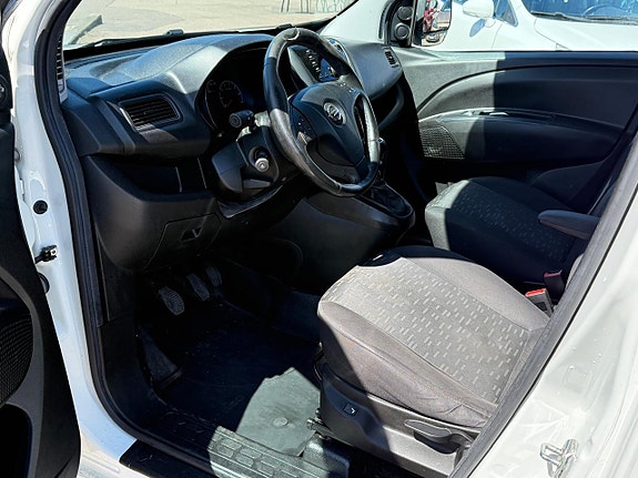 Opel Combo 9 of 13