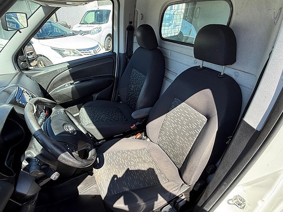 Opel Combo 13 of 13